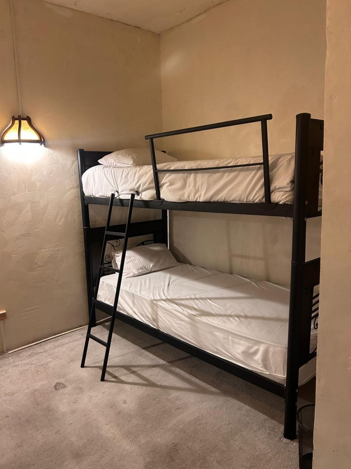 My Friendly Hotel Ереван Экстерьер фото